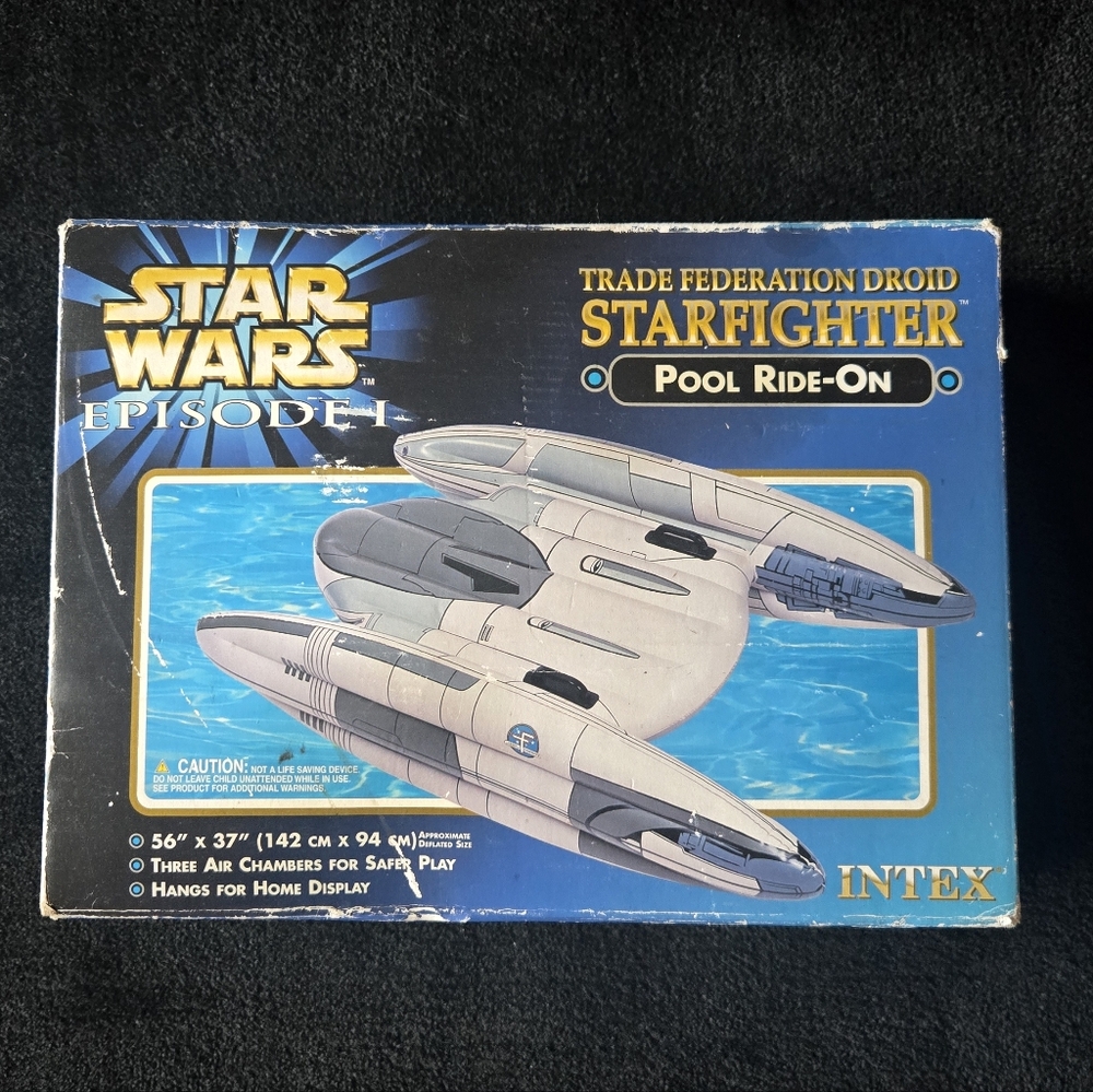Star Wars Starfighter Pool Ride-On - Gray
